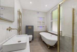 Bathroom shot 2- click for photo gallery
